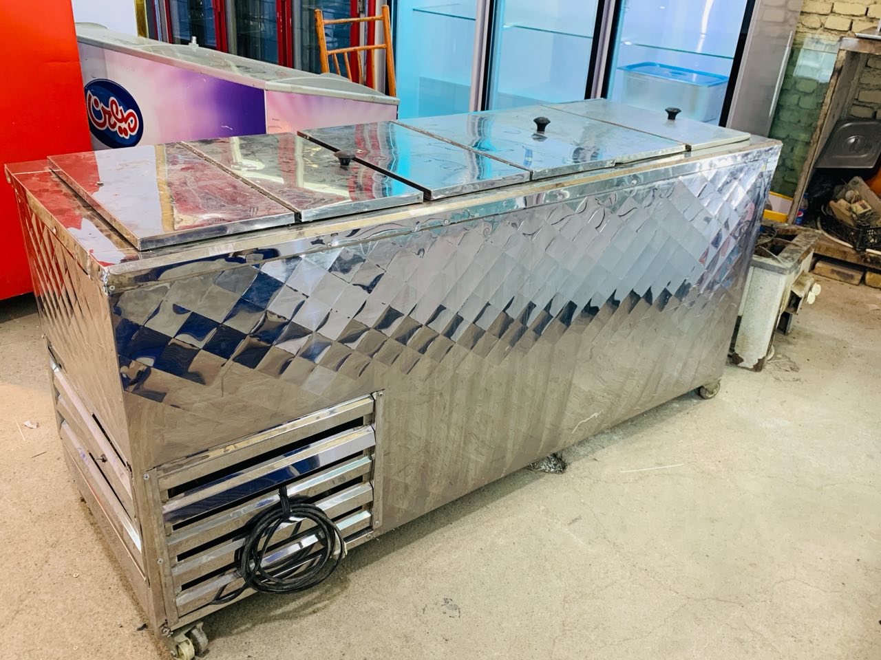 فریزر 6 درب صندوقی - کارکرده