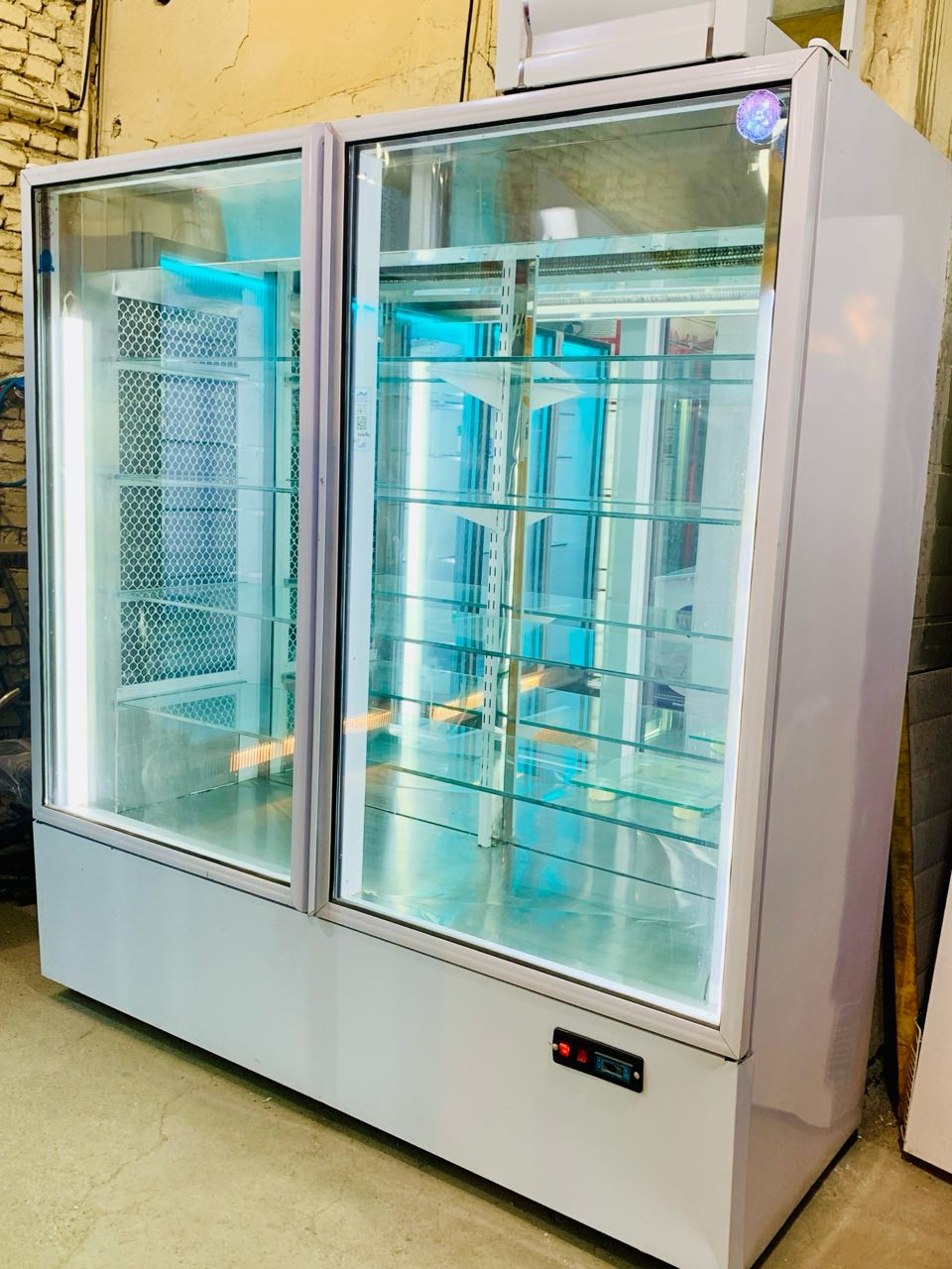 یخچال یکطرفه دومتری دو درب کارکرده