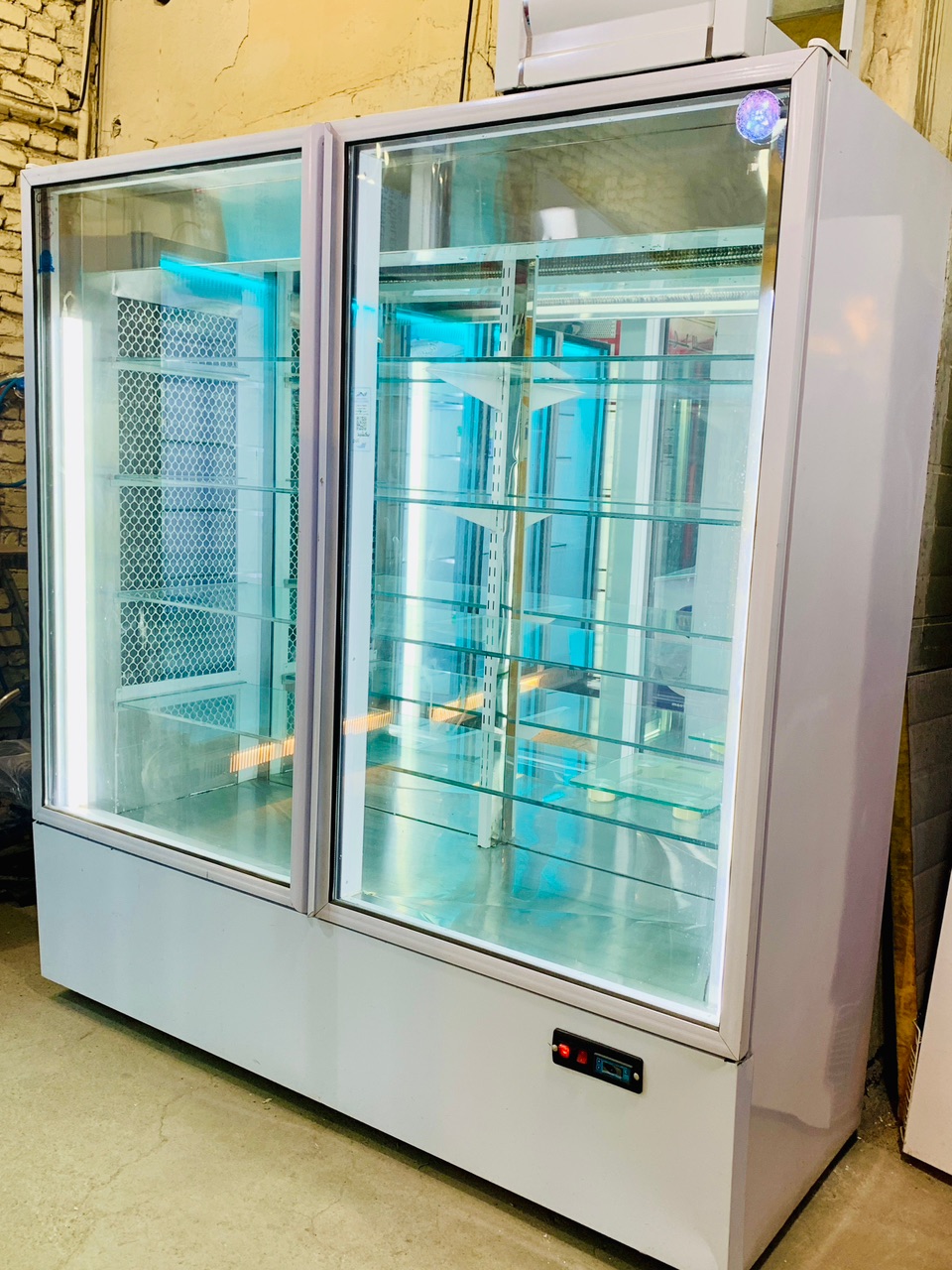 یخچال یکطرفه دو درب (دو متری ) - کارکرده