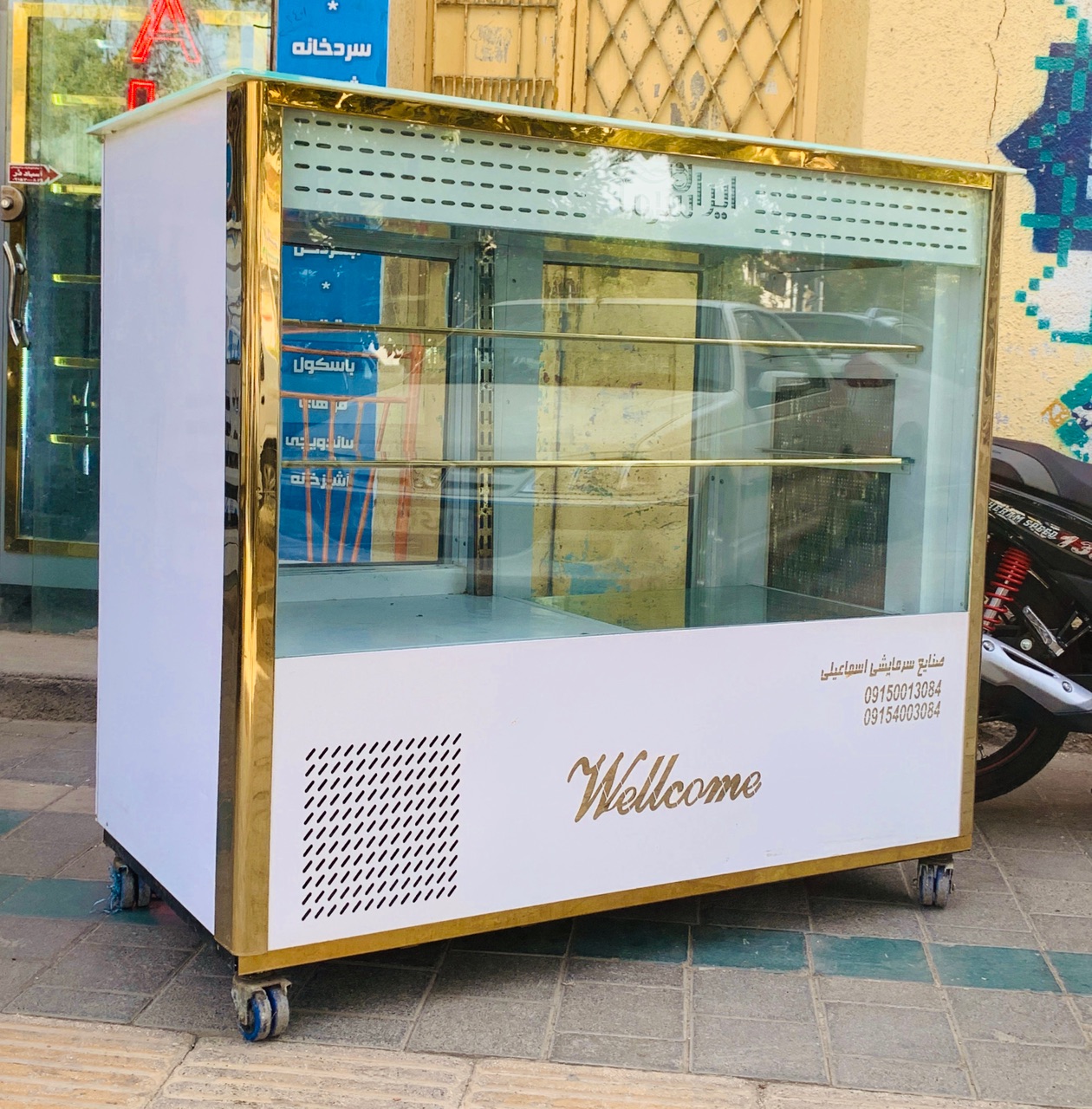 یخچال ویترینی 1.5 متری - کارکرده